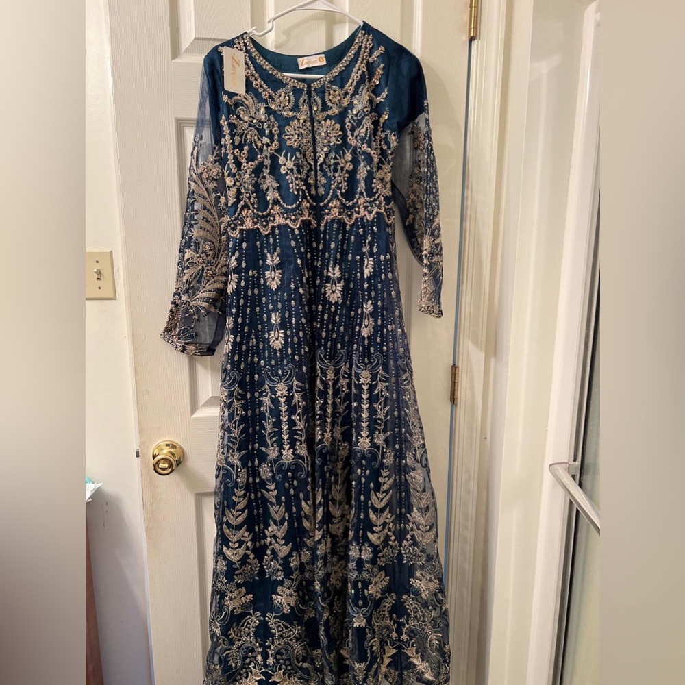 Brand new maxi
